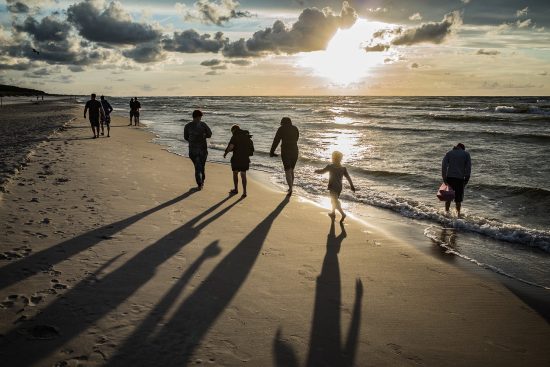 entdecken sie die besten urlaubsziele für die ganze familie! von spannenden freizeitparks bis hin zu idyllischen stränden – finden sie den perfekten ort für unvergessliche familienabenteuer!