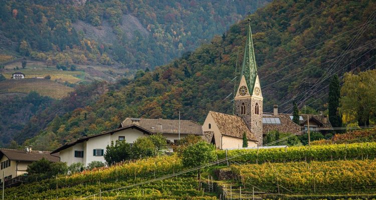entdecken sie die schönheit der natur beim reisen! erleben sie atemberaubende landschaften, unberührte natur und aufregende abenteuer, die sie in beeindruckende wildnis entführen. ideal für naturliebhaber und abenteuerlustige!