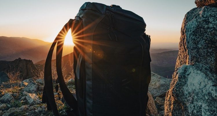 entdecken sie die aufregende welt des backpacking! erfahren sie, wie sie mit begrenztem budget die besten reiseziele erkunden, unvergessliche abenteuer erleben und echte lokale kulturen kennenlernen können.