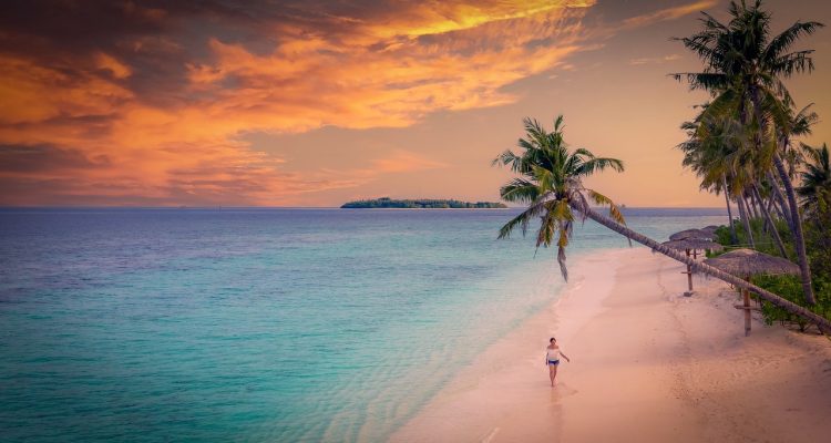 entdecken sie die atemberaubende schönheit der malediven, ein tropisches paradies mit weißen sandstränden, kristallklarem wasser und luxuriösen resorts. genießen sie unvergessliche erlebnisse in einem der schönsten reiseziele der welt.