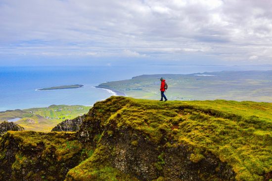 entdecken sie die schönheit der natur beim wandern! erleben sie atemberaubende ausblicke, frische luft und entspannende wanderwege für jedes niveau. perfekt für abenteuerlustige und naturliebhaber.