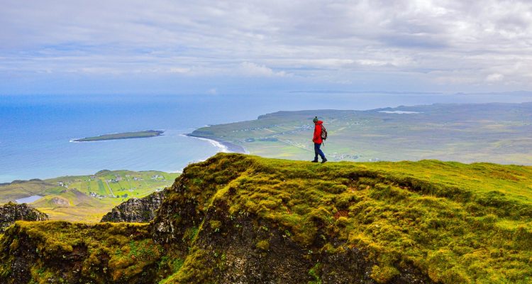 entdecken sie die schönheit der natur beim wandern! erleben sie atemberaubende ausblicke, frische luft und entspannende wanderwege für jedes niveau. perfekt für abenteuerlustige und naturliebhaber.