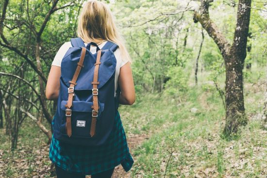 entdecken sie die freiheit des backpacking! erleben sie aufregende abenteuer, erkunden sie neue kulturen und genießen sie unvergessliche landschaften. ideal für reisende, die flexibel und unabhängig die welt entdecken möchten.