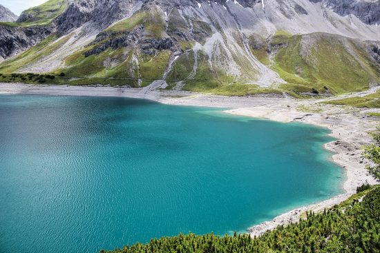 entdecken sie die besten sommerreiseziele, die atemberaubende landschaften, sonnige strände und unvergessliche erlebnisse bieten. planen sie ihren perfekten sommerurlaub und genießen sie die sonne und die kultur an exotischen orten.