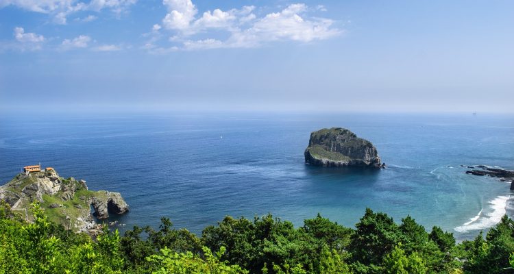 entdecken sie die schönsten strände der welt! von unberührten küsten bis hin zu lebhaften strandpromenaden – finden sie ihren perfekten ort zum entspannen und genießen. erleben sie sonne, sand und meer in vollen zügen!