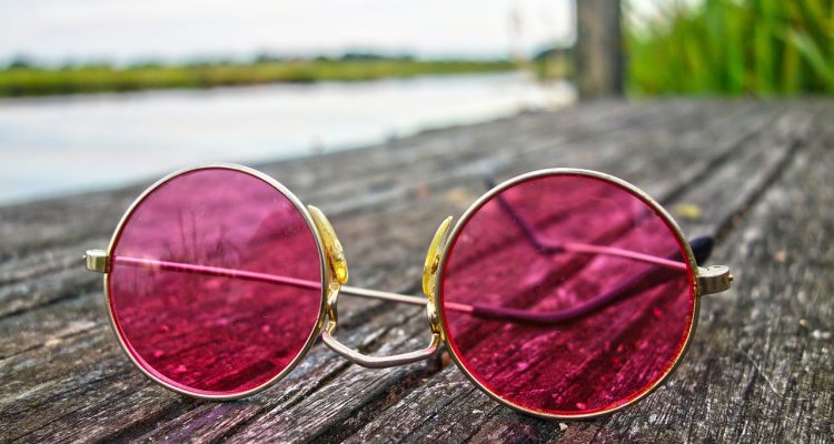 entdecken sie eine breite auswahl an reiseaccessoires, die ihren nächsten urlaub komfortabler und stilvoller gestalten. von praktischen koffern bis hin zu nützlichen gadgets – finden sie alles, was sie für ihre reisen benötigen.
