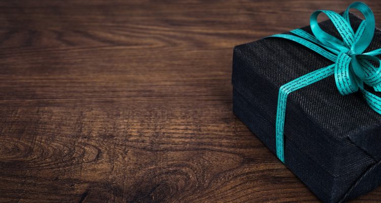 entdecken sie die besten reisegeschenke für abenteuerlustige! von praktischen reiseaccessoires bis zu einzigartigen souvenirs - finden sie das perfekte geschenk für jeden reisenden. lassen sie sich inspirieren und bringen sie freude in die reisen ihrer liebsten!