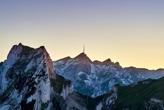 entdecken sie aufregende outdoor-abenteuer! erleben sie die natur hautnah mit verschiedenen aktivitäten wie wandern, radfahren und camping. genießen sie unvergessliche momente in der freien natur.