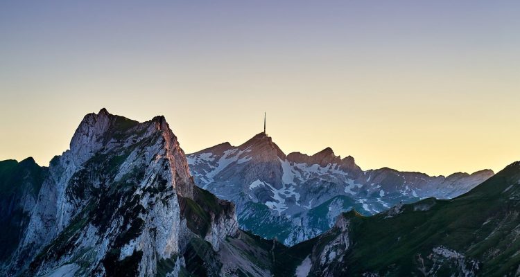 entdecken sie aufregende outdoor-abenteuer! erleben sie die natur hautnah mit verschiedenen aktivitäten wie wandern, radfahren und camping. genießen sie unvergessliche momente in der freien natur.