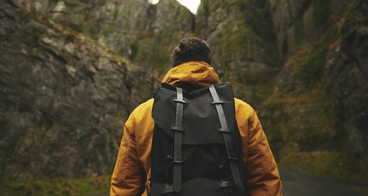 entdecken sie die freiheit des backpackings! erleben sie unvergessliche abenteuer in der natur, besuchen sie atemberaubende orte und genießen sie das gefühl von unabhängigkeit. packen sie ihren rucksack und starten sie ihre reise noch heute!