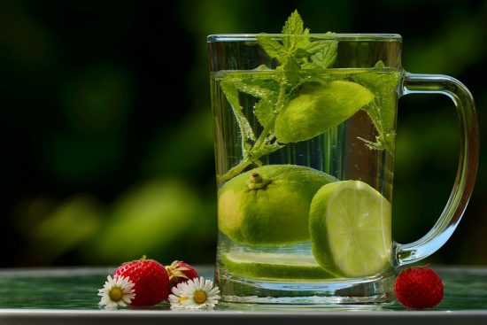 entdecken sie die welt des wohlbefindens mit unserem umfassenden wellness-angebot. lassen sie sich in entspannenden spas verwöhnen, genießen sie revitalisierende behandlungen und finden sie ihr inneres gleichgewicht. tauchen sie ein in eine oase der ruhe und erholung.