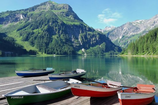 entdecken sie die faszinierendsten reiseziele der welt mit unserem umfassenden reiseführer. von atemberaubenden landschaften bis hin zu kulturellen highlights - planen sie ihr perfektes abenteuer!