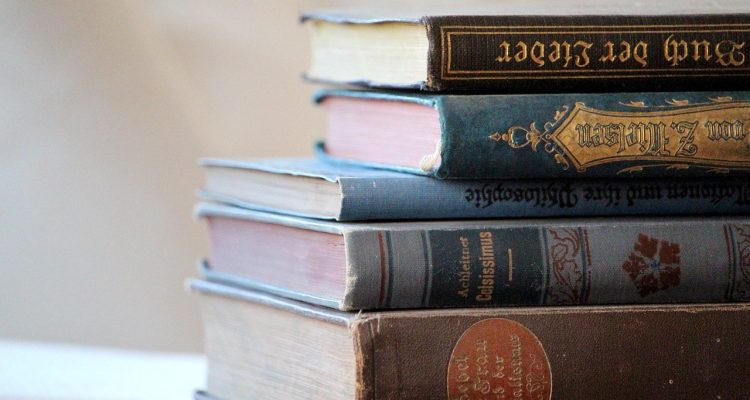 entdecken sie die faszinierende welt der reiseliteratur, wo geschichten von fernen ländern und abenteuern die seele inspirieren. lassen sie sich von inspirierenden erzählungen und lebendigen beschreibungen mitreißen, die sie dazu anregen, die welt zu erkunden.