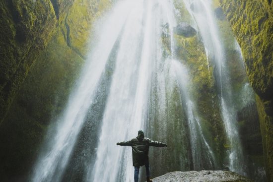 entdecken sie aufregende abenteuerreisen, die ihnen unvergessliche erlebnisse und atemberaubende landschaften bieten. von trekkingtouren in den bergen bis hin zu spannenden safaris – erleben sie die welt auf eine ganz neue art!
