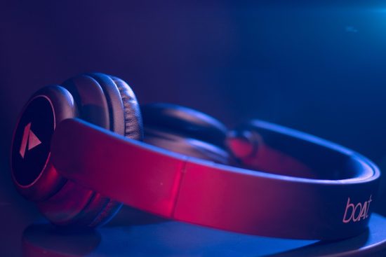 entdecken sie die besten reisegadgets, die ihren nächsten urlaub einfacher und unterhaltsamer machen. von praktischen zubehörteilen bis hin zu innovativen technologien - finden sie alles, was sie brauchen, um bestens vorbereitet zu sein!