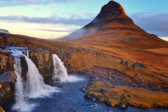 entdecken sie die faszinierende welt der reisefotografie. fangen sie unvergessliche momente ein und lernen sie tipps und techniken, um atemberaubende landschaften und kulturen durch ihre linse festzuhalten.